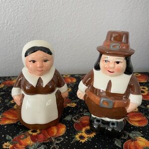 NIB Vintage Pilgrim Salt and Pepper Shakers